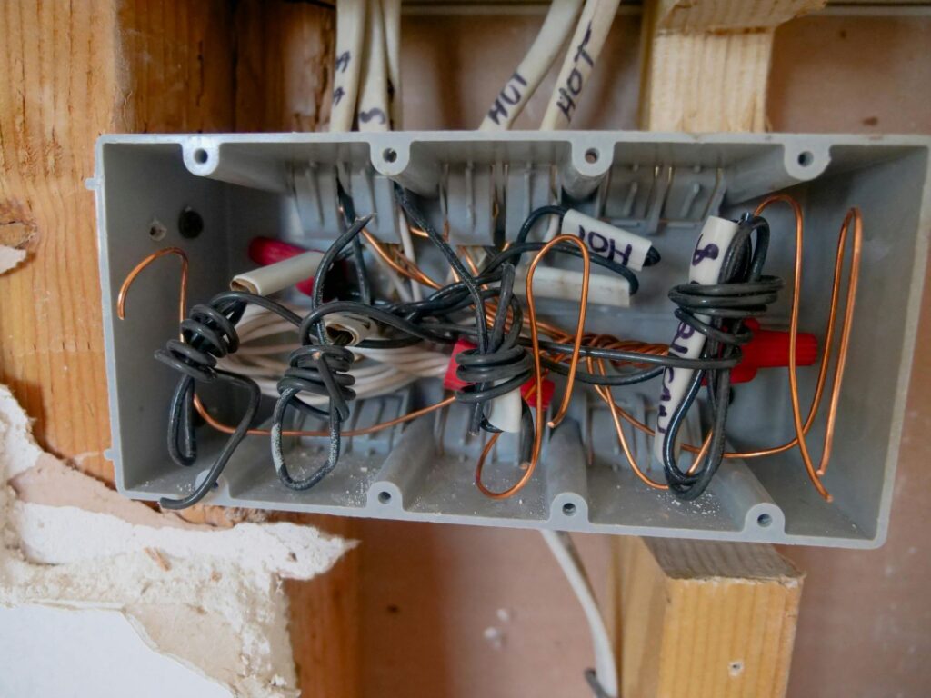 When You Should Have Electrical Repairs in Commerce, GA